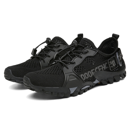 Outdoor Mountaineering Hiking Rock Climbing Breathable Fly Knitting Low Top River Trace Shoes