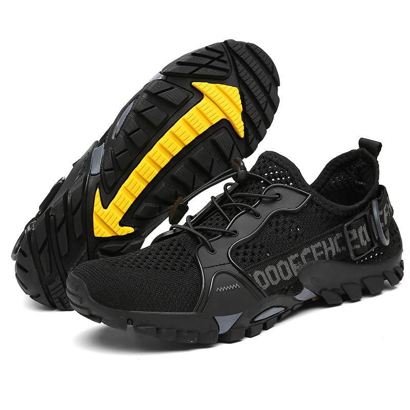 Outdoor Mountaineering Hiking Rock Climbing Breathable Fly Knitting Low Top River Trace Shoes
