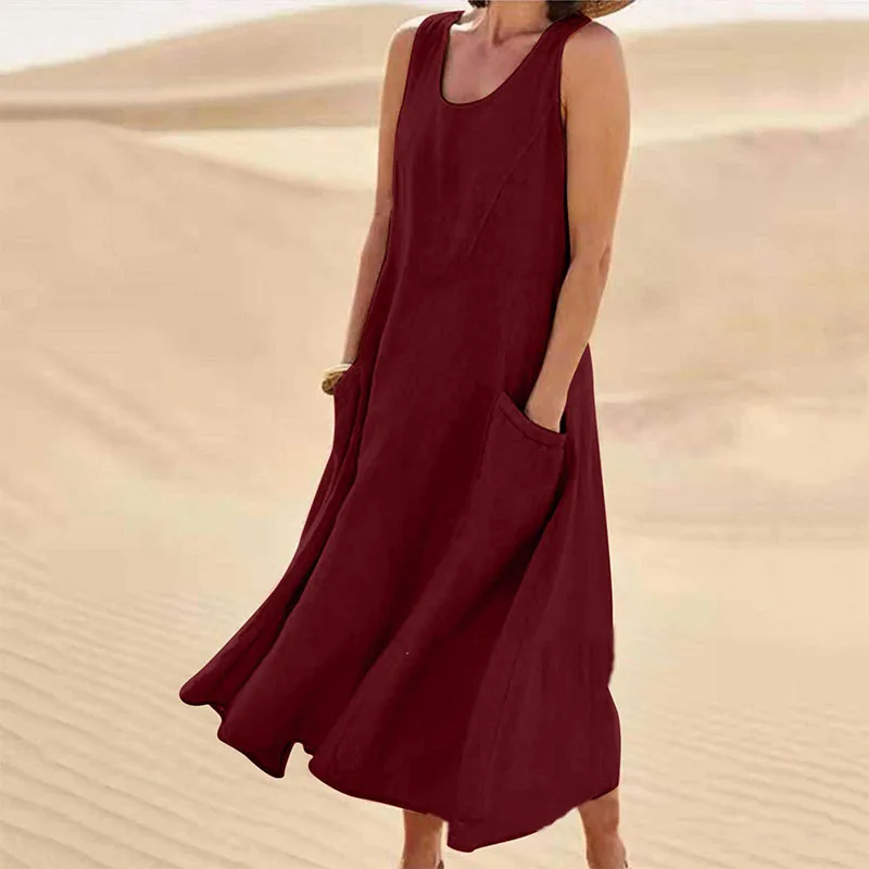 A versatile summer dress featuring convenient pockets