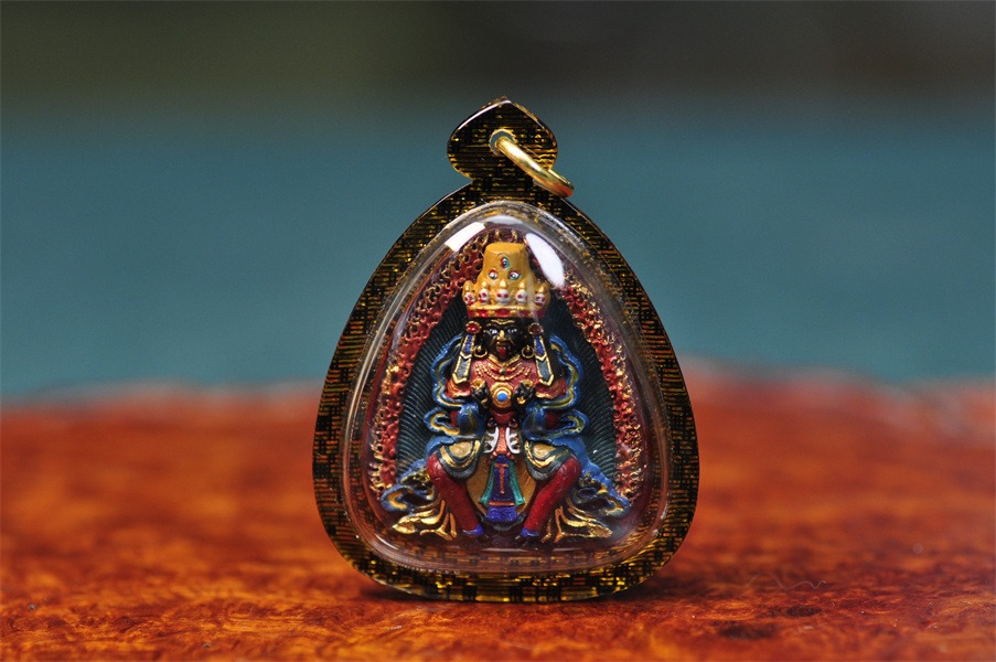 Drashi Lhamo Tsha Tsha Amulet - Goddess of Wealth-TibetanBless