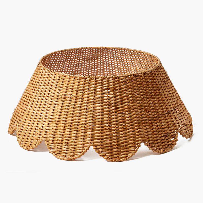 Rattan tree skirt