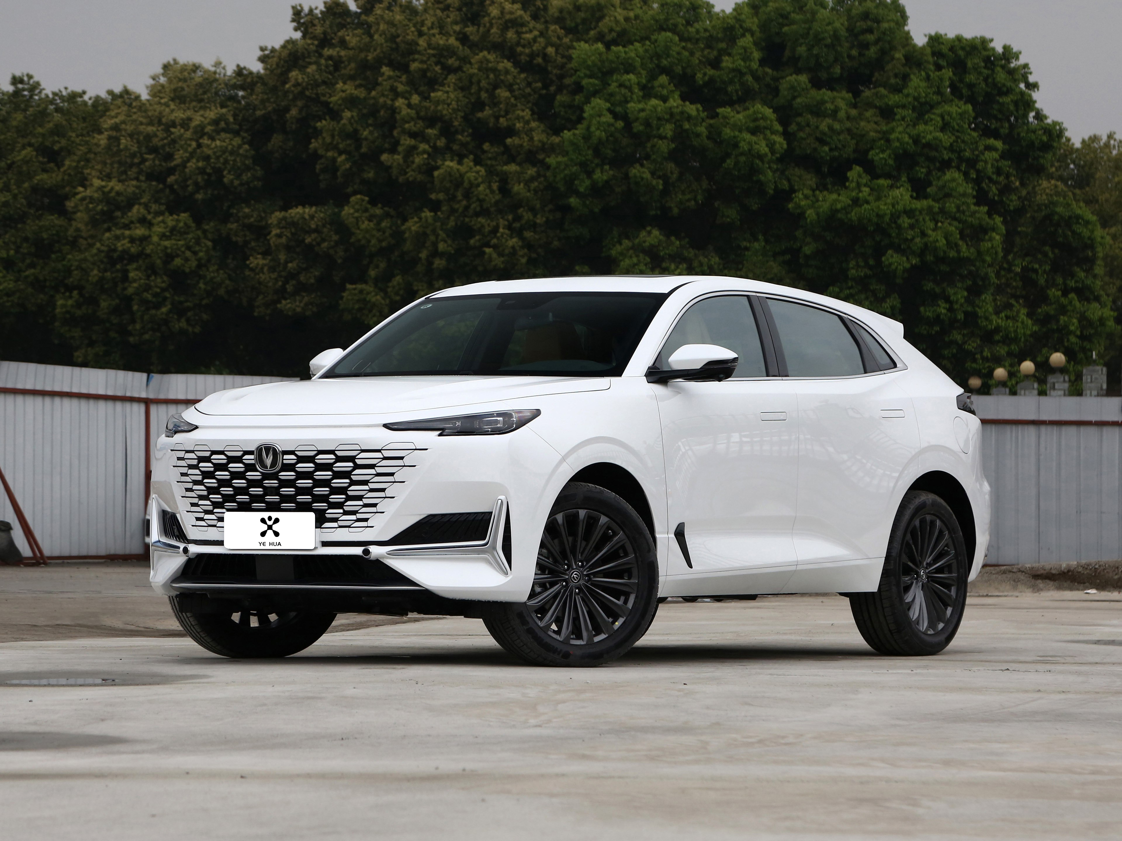 Чанган кроссовер 2022. Чанган юникей авито. Чанган юник. Чанган юникей авито. Новый чанган 2022.