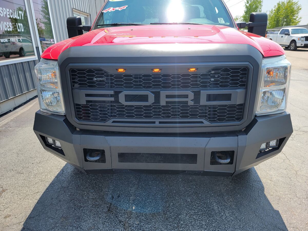2011-2016 Ford F250 F350 F450 F550 Super Duty Grill Raptor Style Front Grille w/ Light