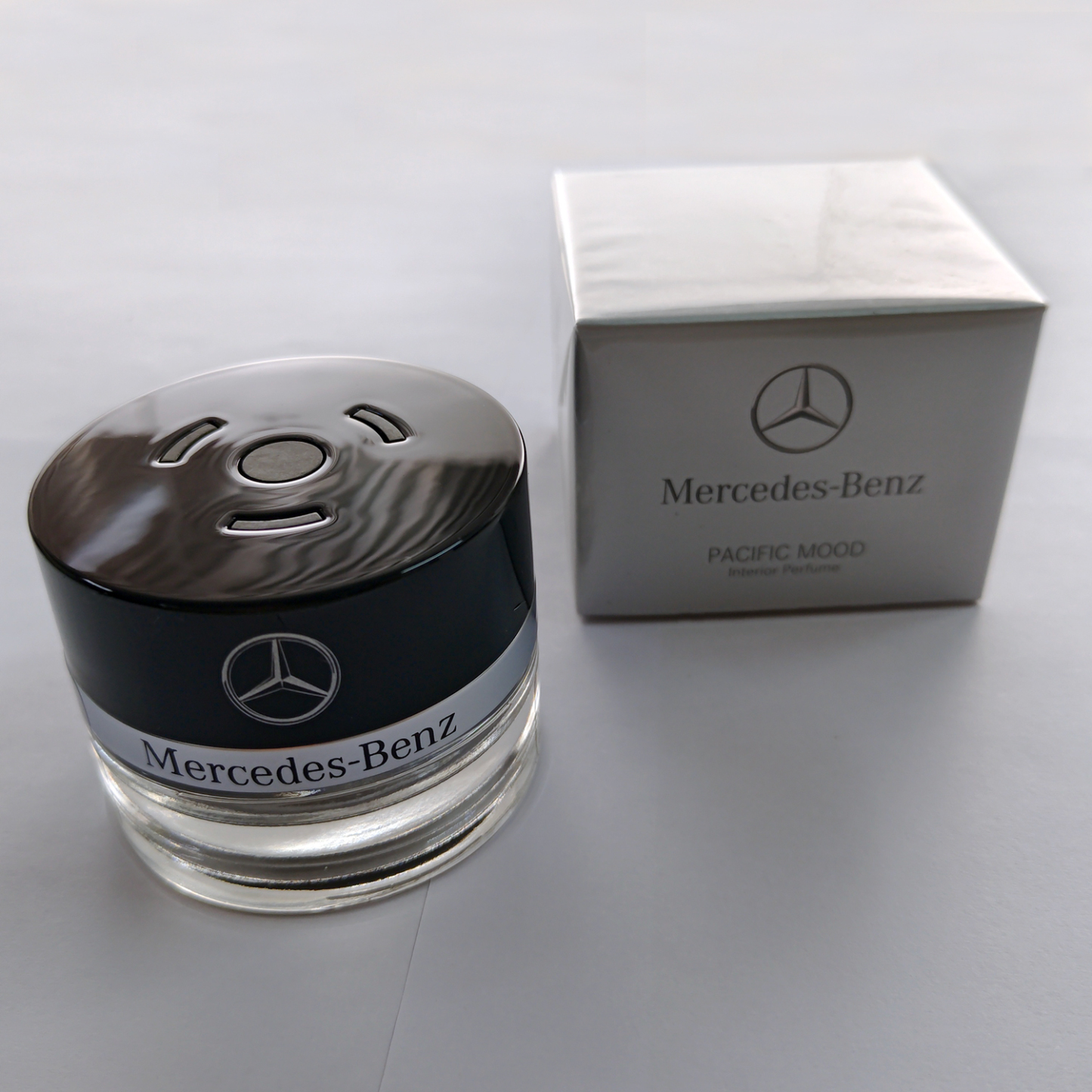 Mercedes Benz C E GLE GLC S Class Pacific Mood Fragrance Interior Perfume A0008990900
