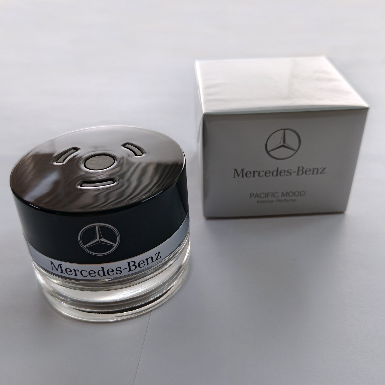 Mercedes Benz C E GLE GLC S Class Pacific Mood Fragrance Interior Perfume A0008990900