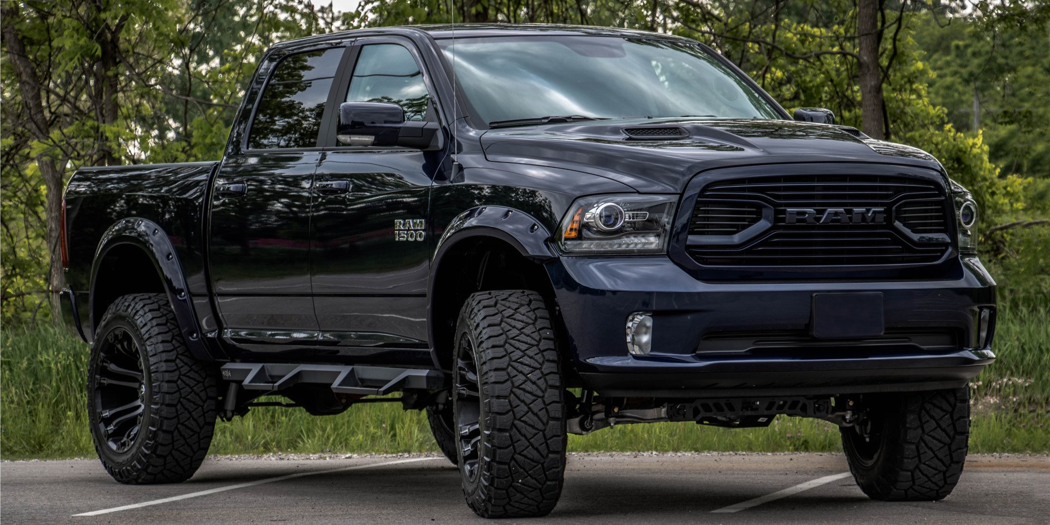 For 2013-2018 Dodge Ram 1500 Grill Big Horn Style Front Grille with Letter  Glossy Black