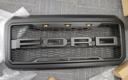 For 2011-2016 Ford F250 F350 F450 F550 Grill Raptor Style Front Grille w/ Light