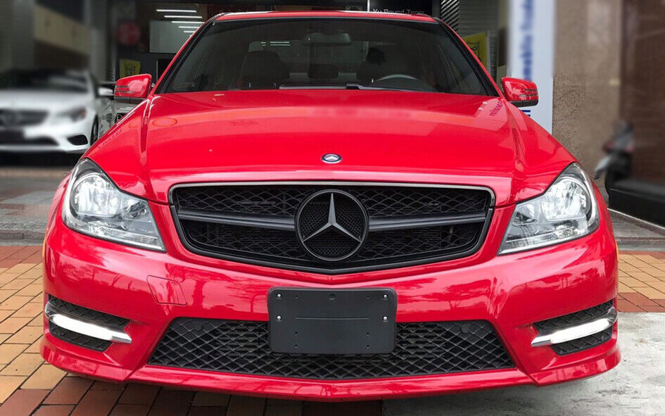 Gloss Black Grill Front Grille w/Emblem For Mercedes Benz W204 C250 C350 2008-2013