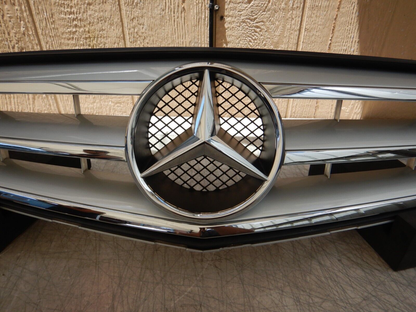 For Mercedes-Benz C Class W204 C250 C300 C350 Front Chrome Grille 2008-2014