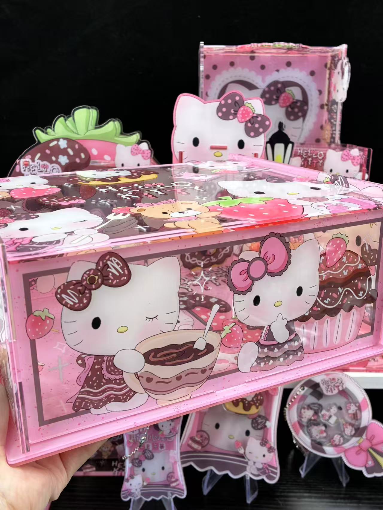 Hello Kitty Strawberry Chocolate Series