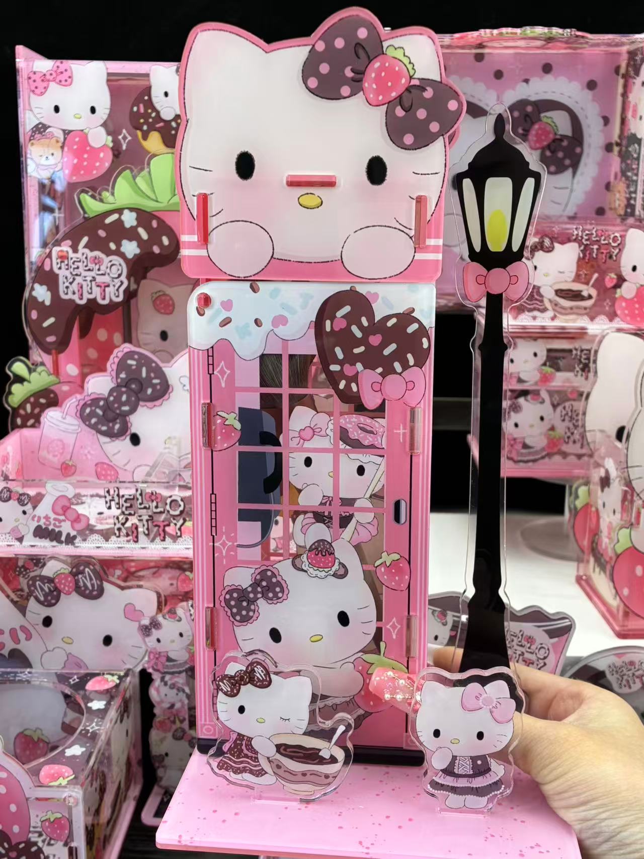 Hello Kitty Strawberry Chocolate Series