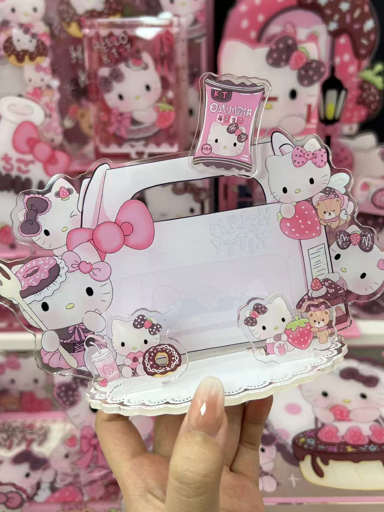 Hello Kitty Strawberry Chocolate Series