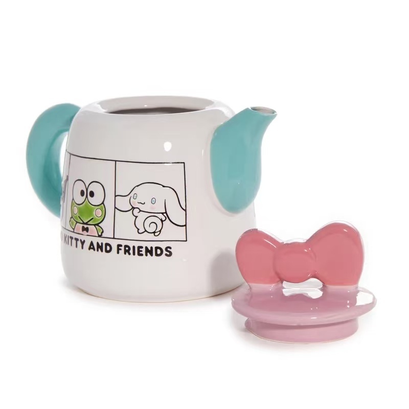 SANRIO FAMILY teapot