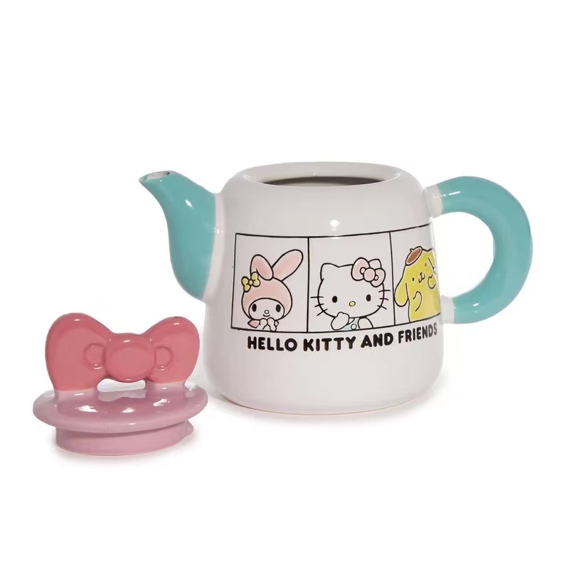 SANRIO FAMILY teapot