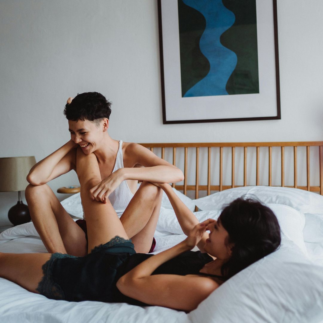 {"default":"strap on harness"}
