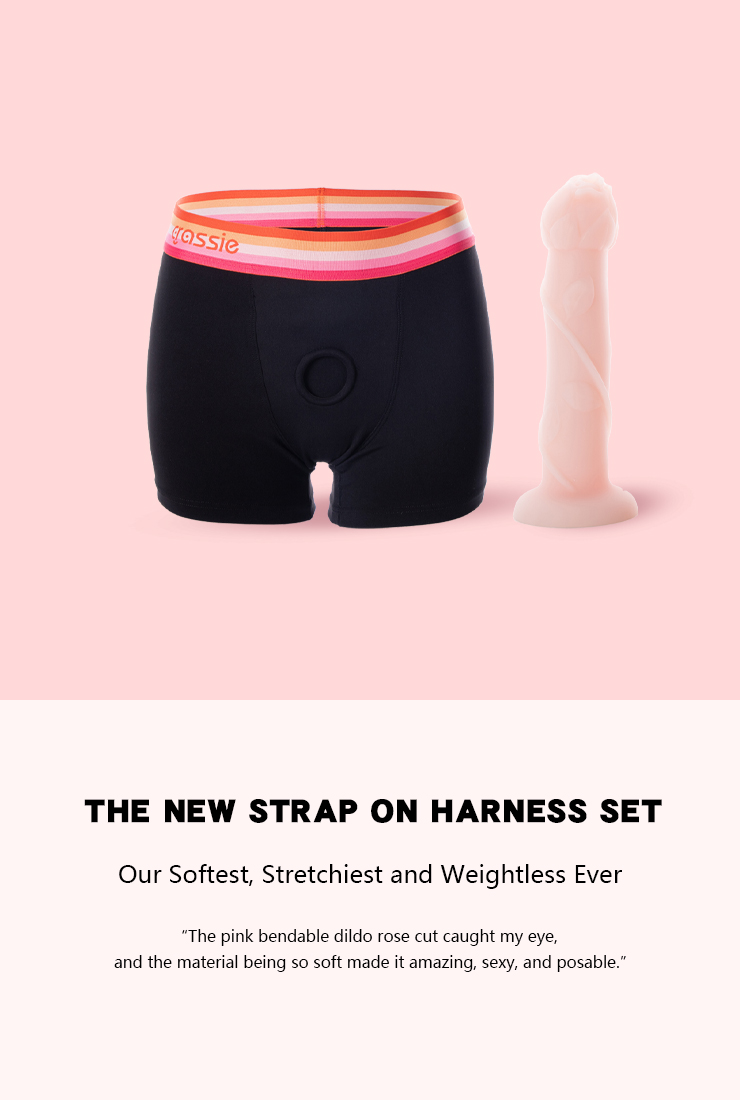 {"default":"strapon strap on strap on​"}
