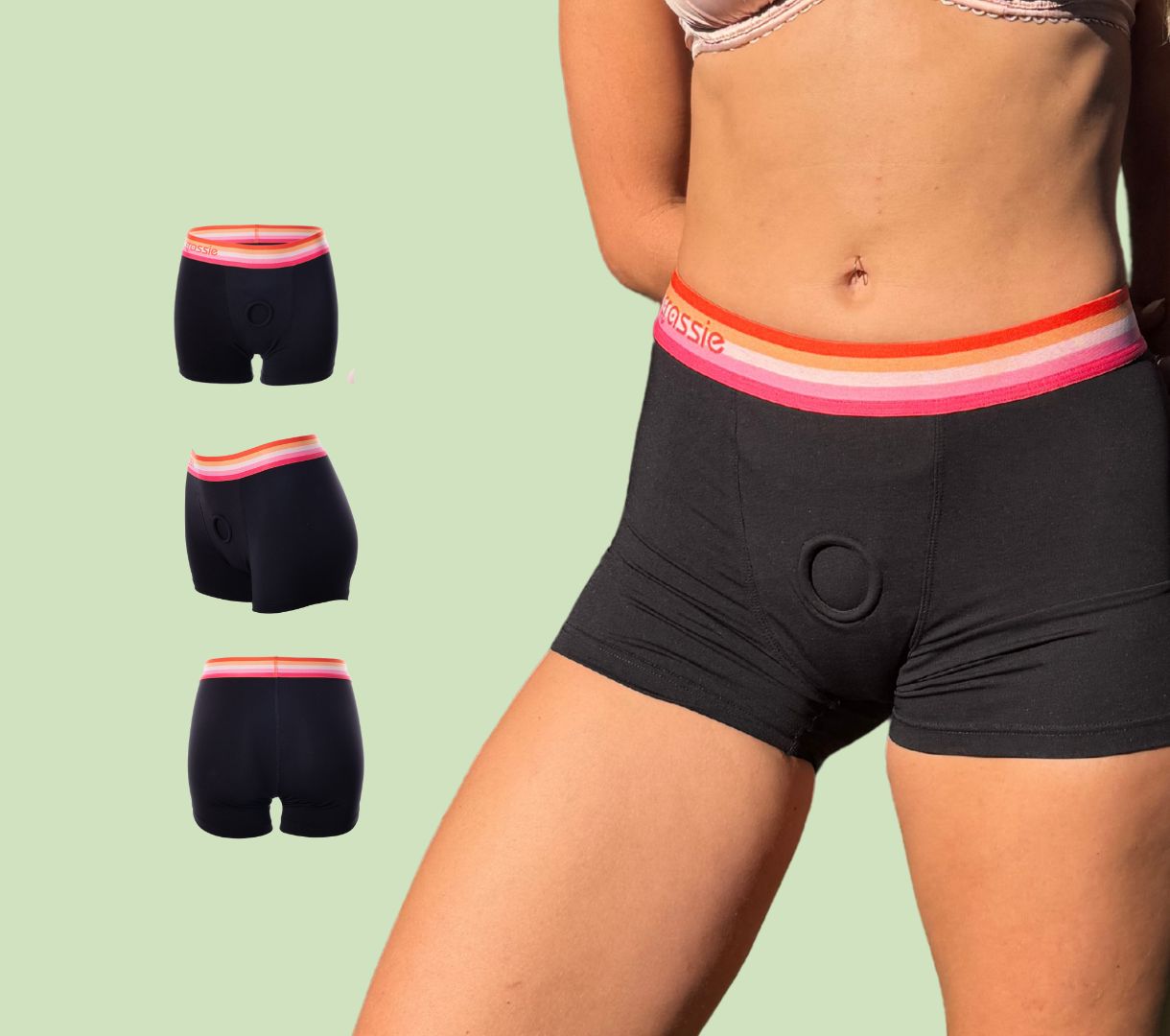 {"default":"boxer harness for strap on"}
