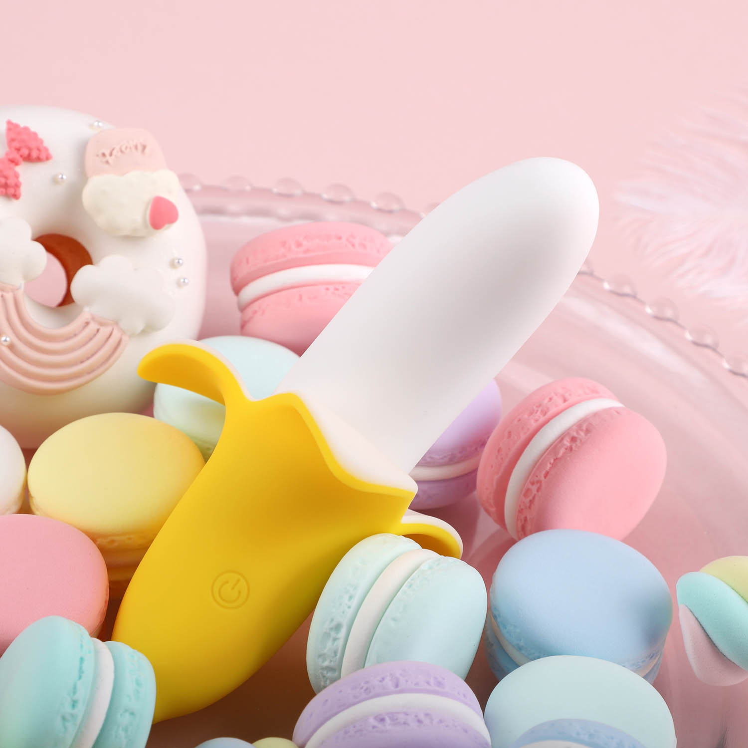 RECHARGEABLE BANANA VIBRATOR