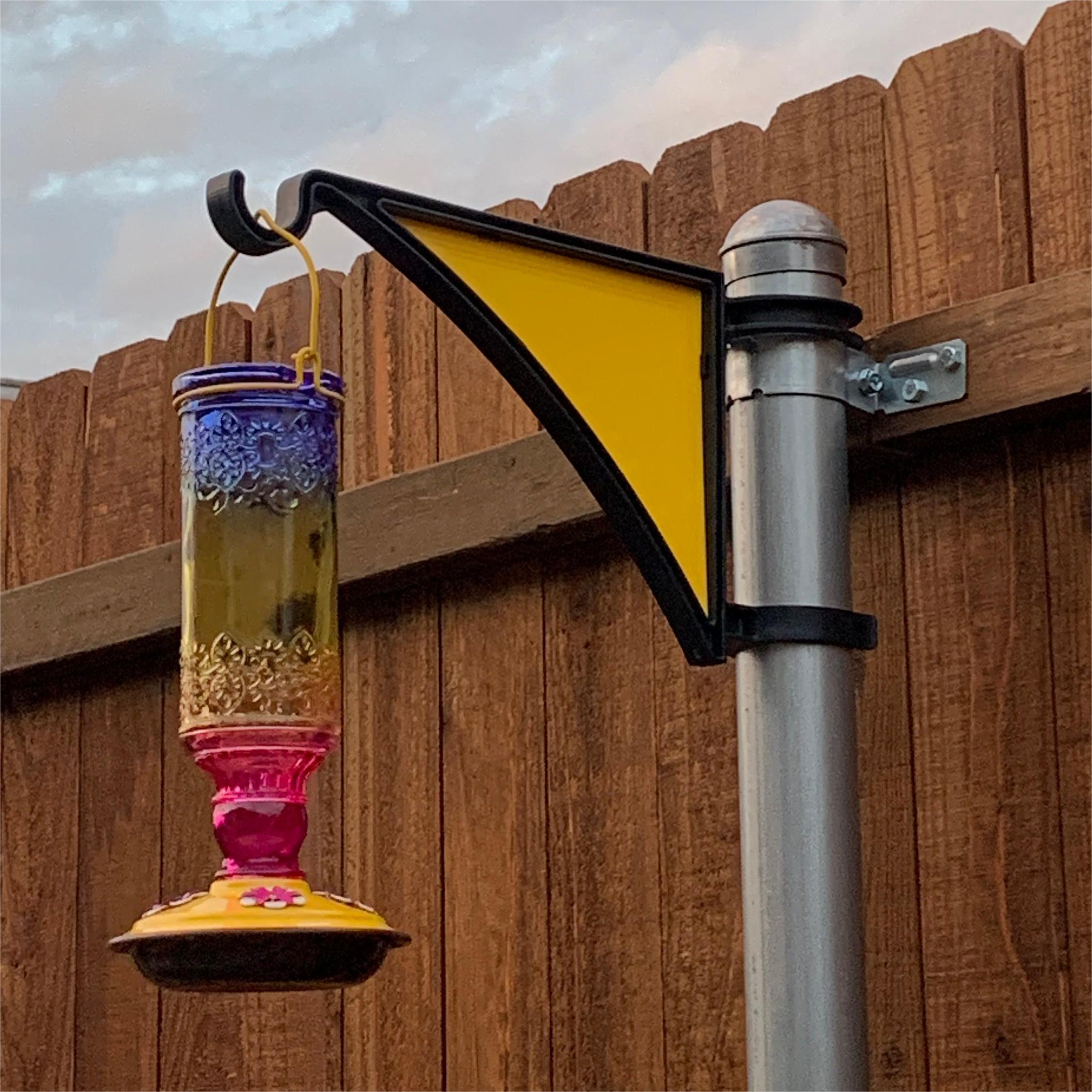 Domiple Hangs EZ Fence Post Hanger