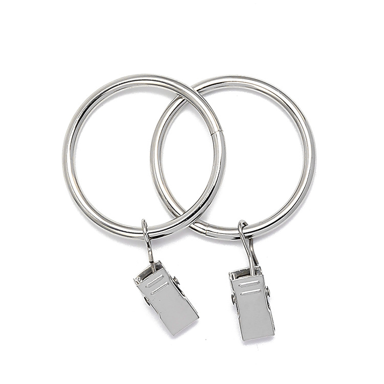 Curtain clip with ring