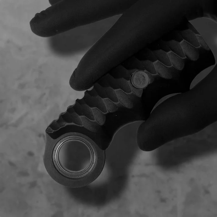 Karambit Lighter Case Spin