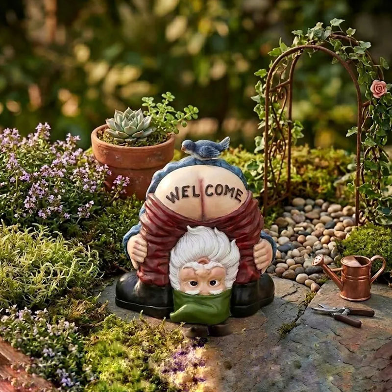 😍Funny Garden Statue Gnome Ornament