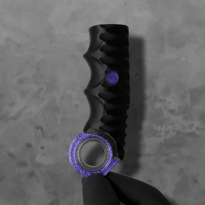 Karambit Lighter Case Spin