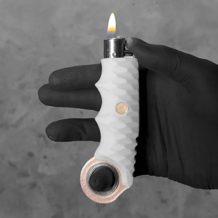 Karambit Lighter Case Spin