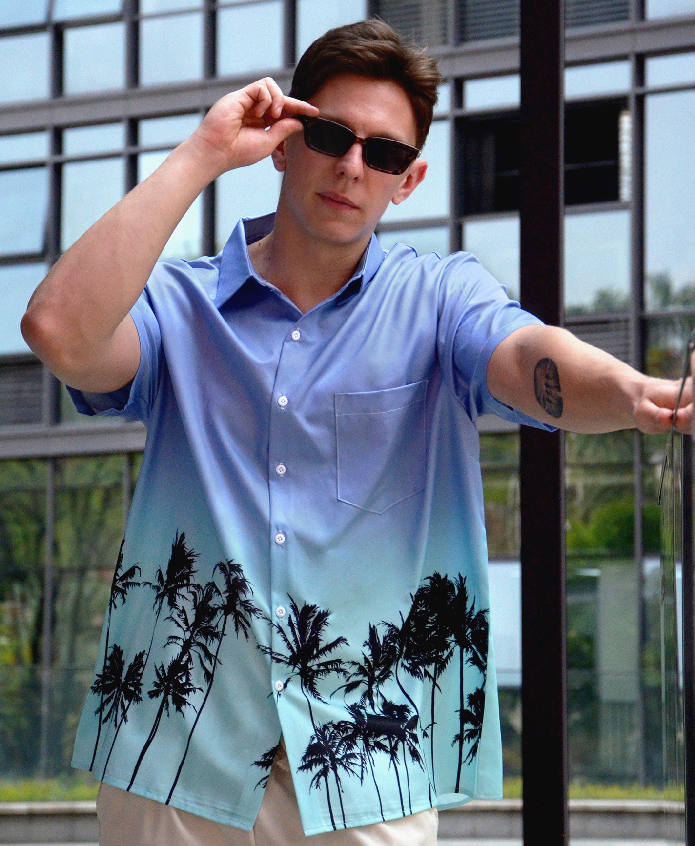 Men's Hawaiian Aloha Shirt, Short Sleeve Button Down, Palm Tree Print, Blue Ombre, Casual Beach Wear