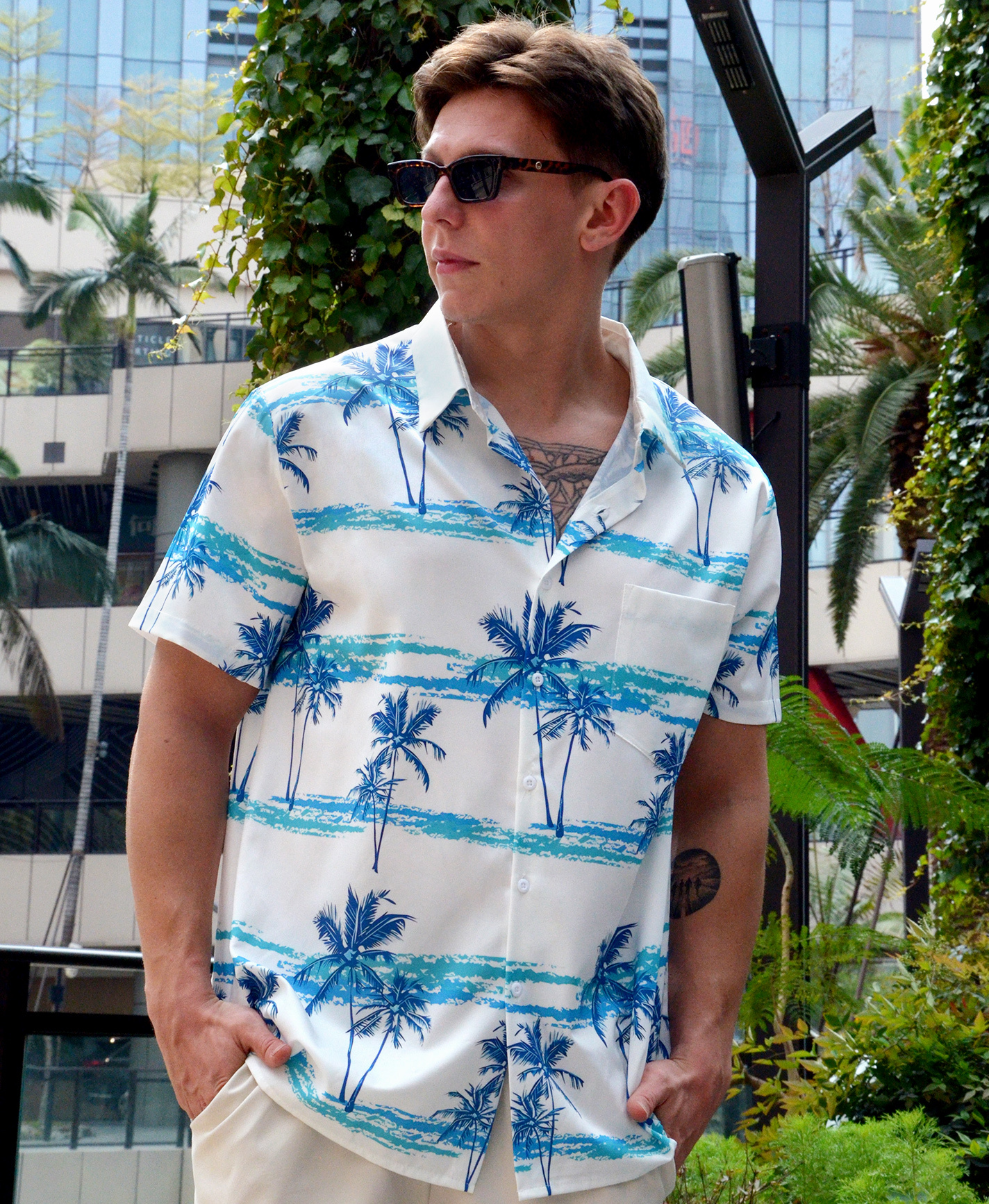 Men's Hawaiian Palm Tree Print Button Down Shirt, Short Sleeve, White with Turquoise Stripes
