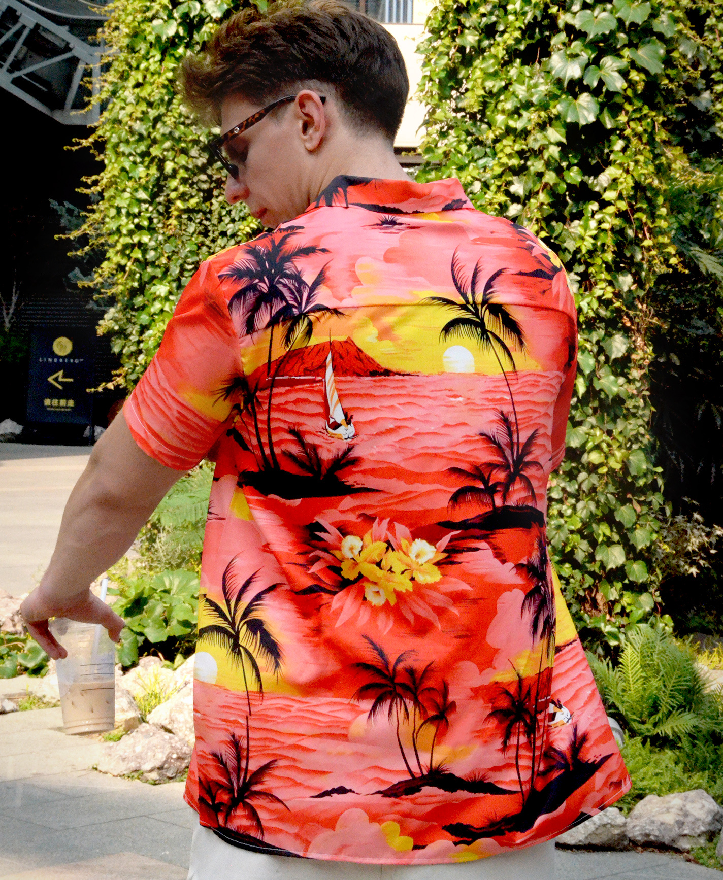 Men's Hawaiian Tropical Beach Print Shirt, Short Sleeve Button Down, Red Sunset Palm Design