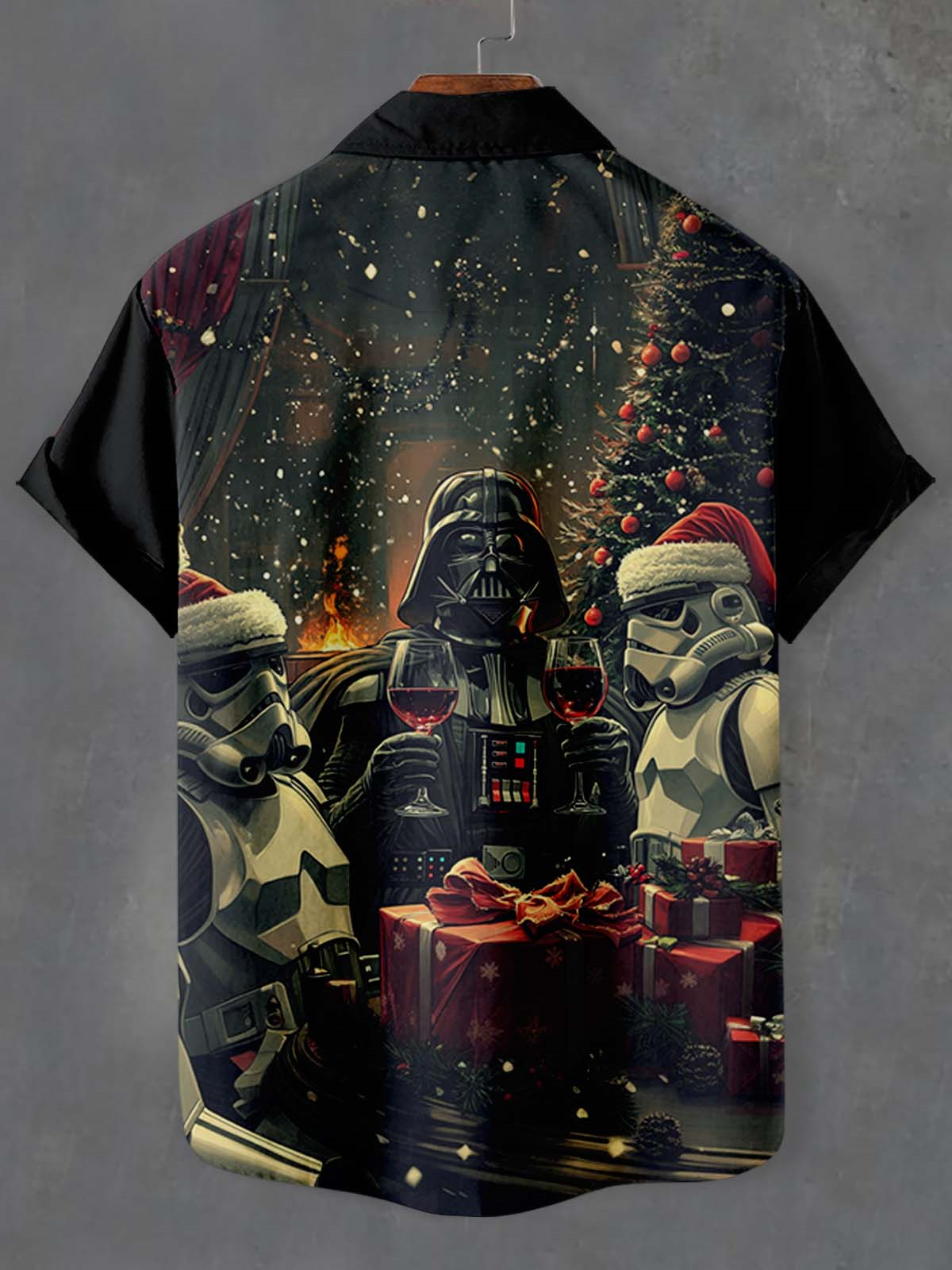 Men's Classic Movie Christmas Graphic Short Sleeve Shirt