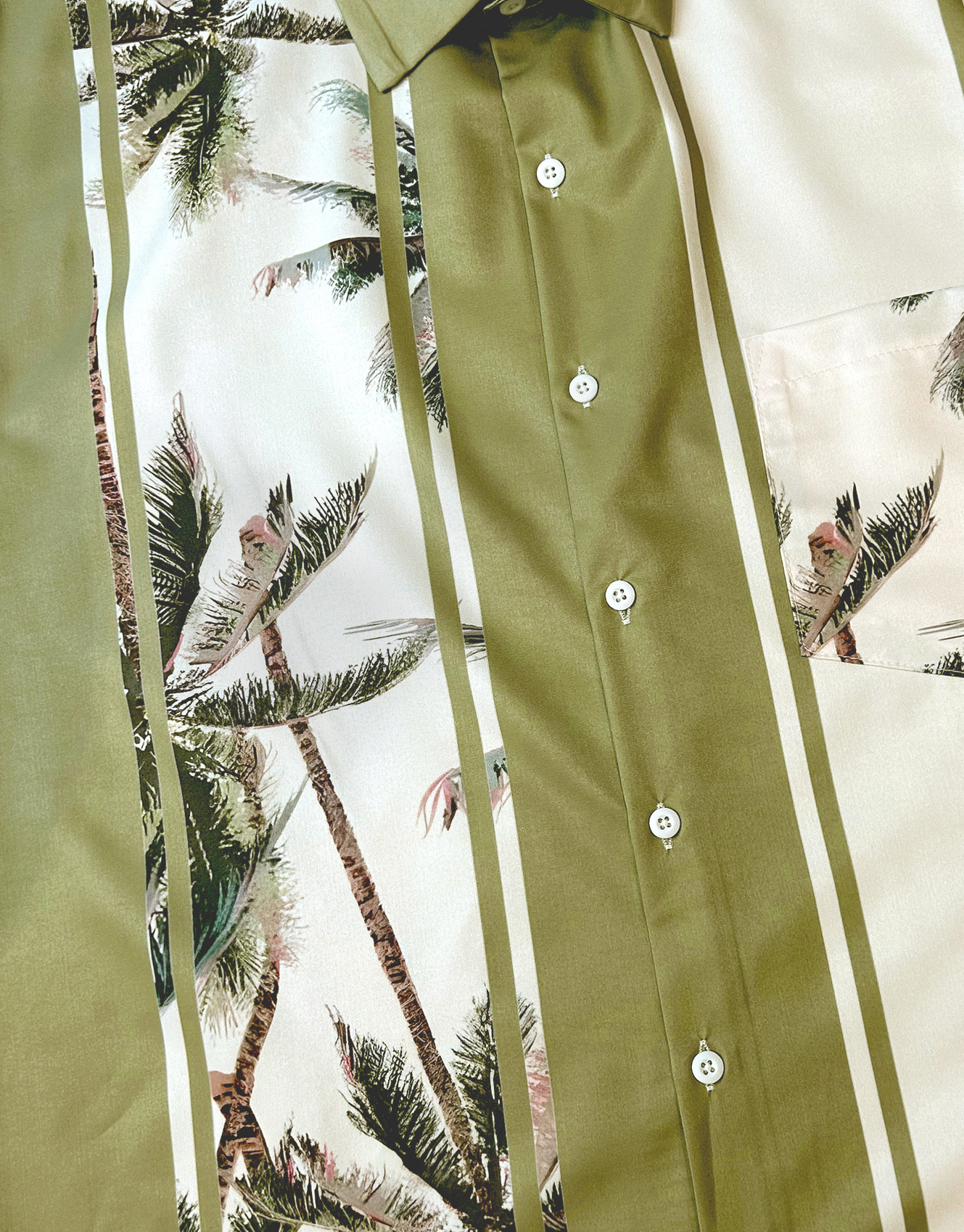 Men's Hawaiian Palm Tree Print Button Down Shirt, Short Sleeve, Olive Green, Casual Beach Style