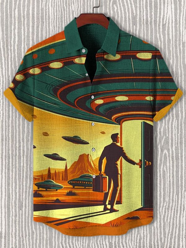 Men's Vintage Spaceship Astronaut Short Sleeve Shirt