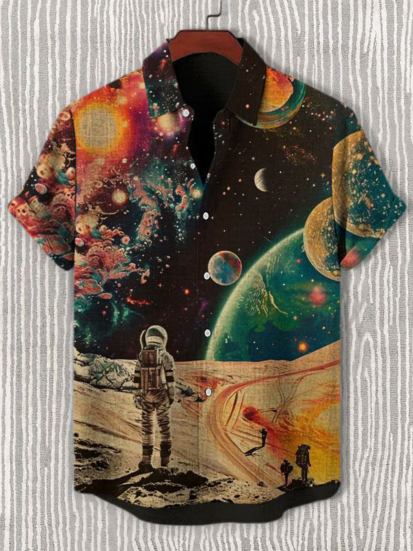 Men's Vintage Space Astronaut Short Sleeve Shirt