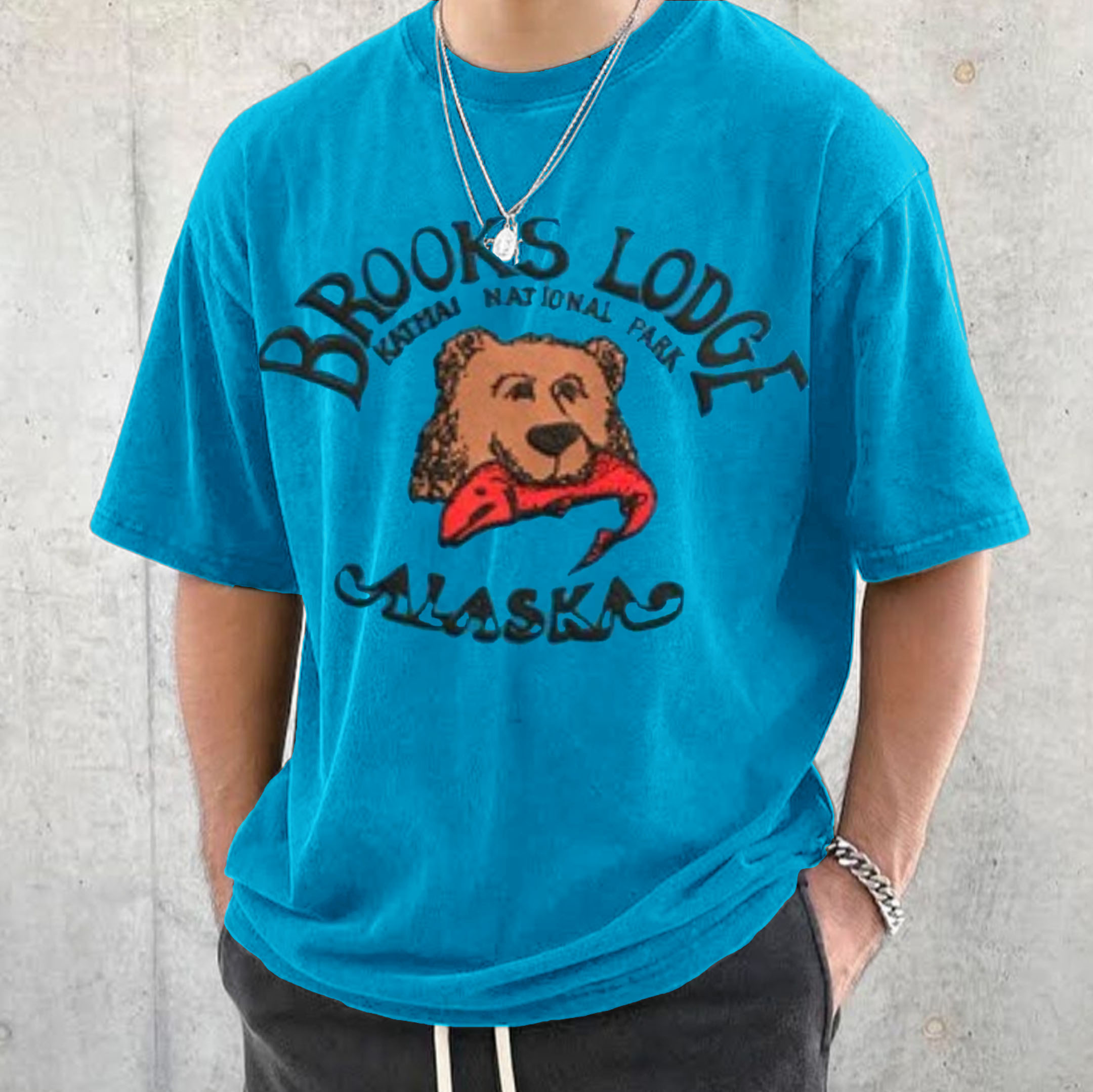Retro Oversized Brooks Lodge Bear T-shirt