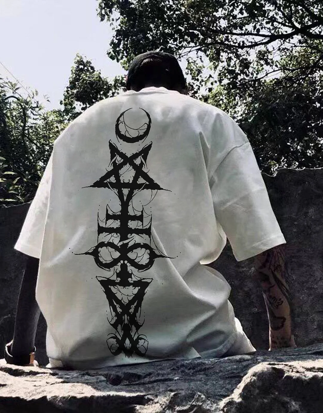 Satan Spell Totem Wizard Printed Round Neck T-Shirt