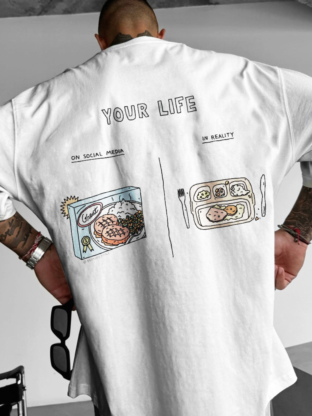 "Your life on social media VS in reality" Skate T-shirt