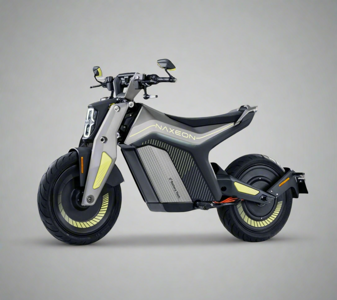 NAXEON I AM PRO | 7.5 KW Motor | 72V Lithium | Automatic Motorcycle