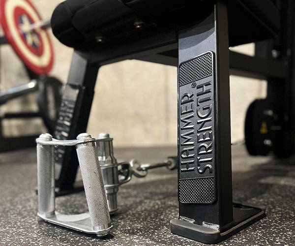 Row Attachment under seat of Hammer Strength Dual Pulldown Row