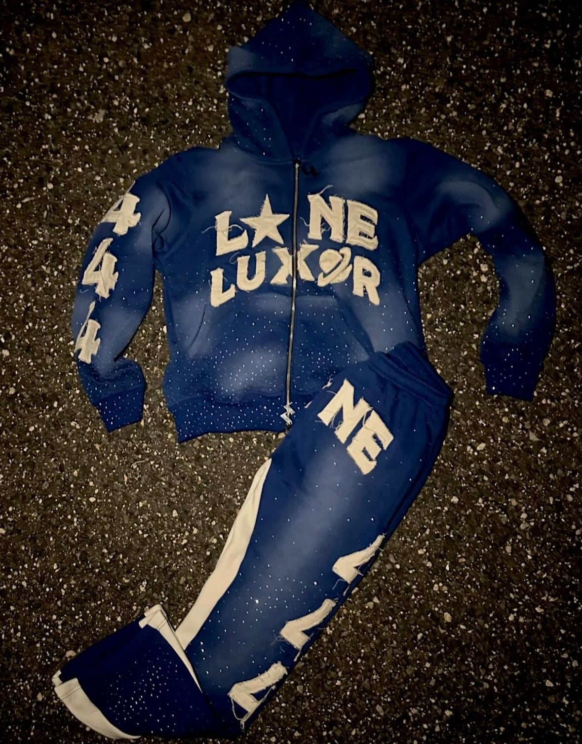 Unisex Lone Luxor Sweatset