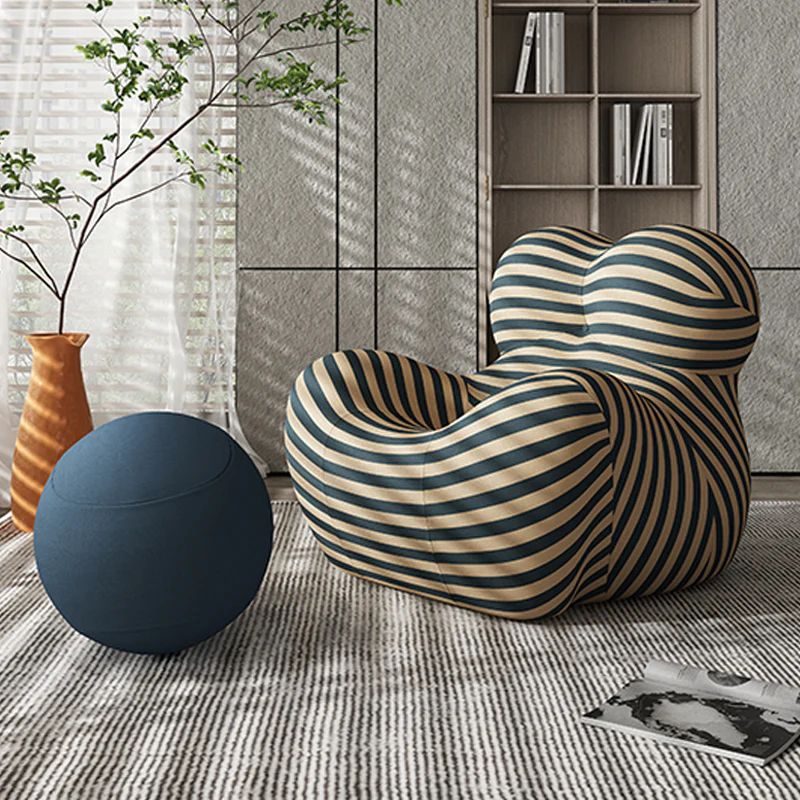 The Modern Lounger