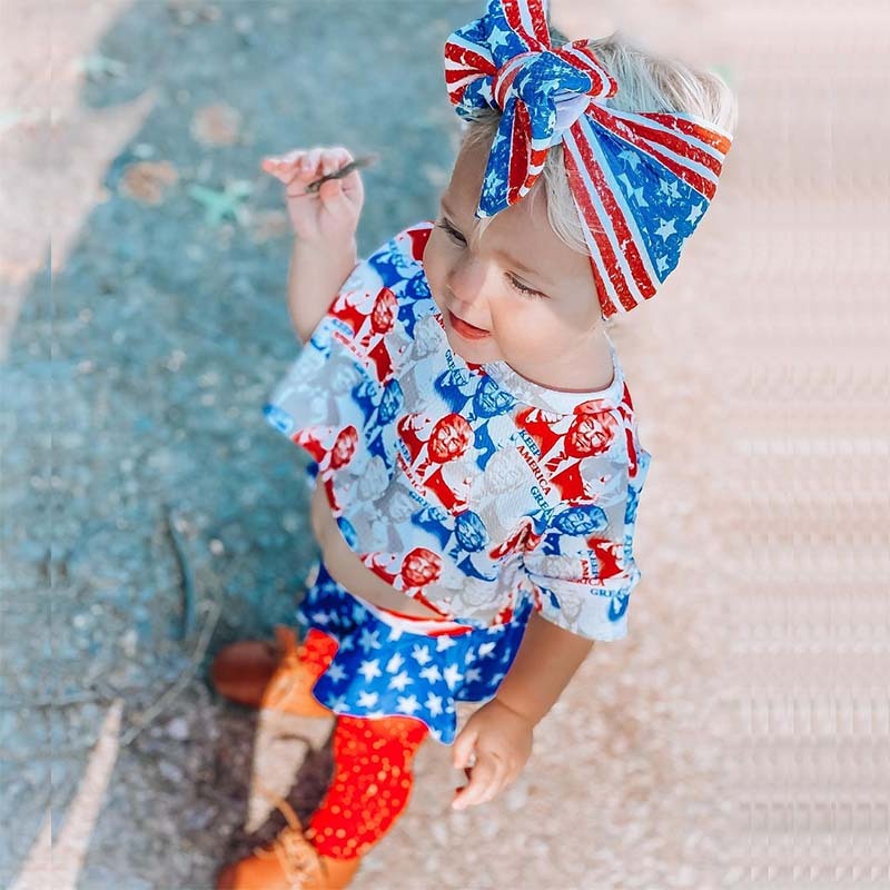 2-Piece  Baby Print Set.