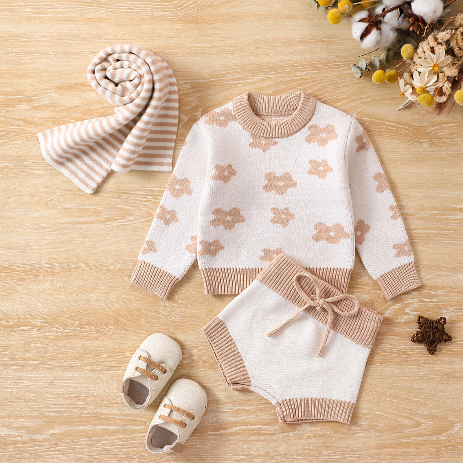 Baby Floral Knitting Set