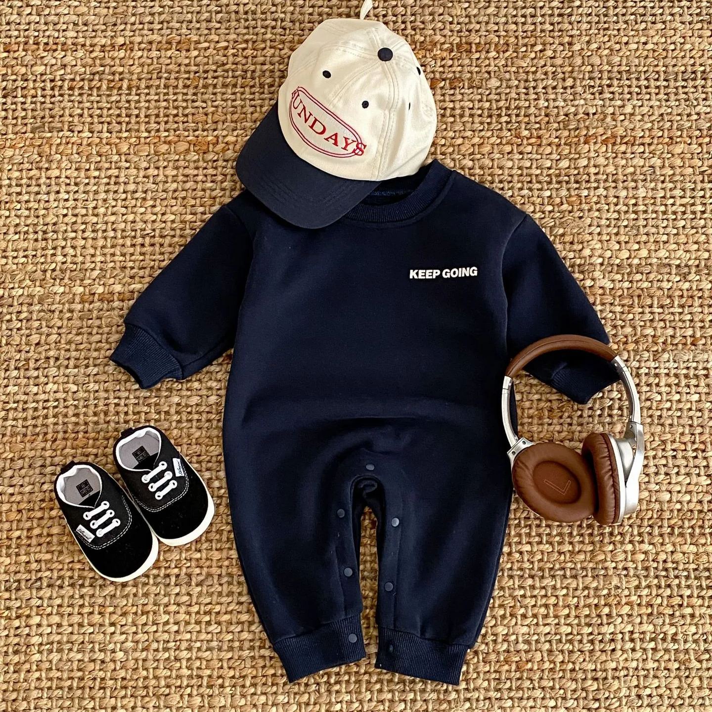 https://img-va.myshopline.com/image/store/1649658335666/O1CN01PlQ1C51u667nR9W91-!!2201274185987-0-cib.jpeg?w=1440&h=1919