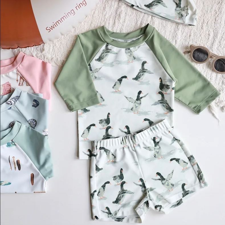[Copy]Toddler Shell Swimsuit Set With Swimming Cap