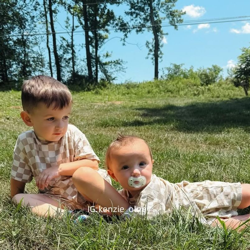 Toddler Neutral Checkered Set