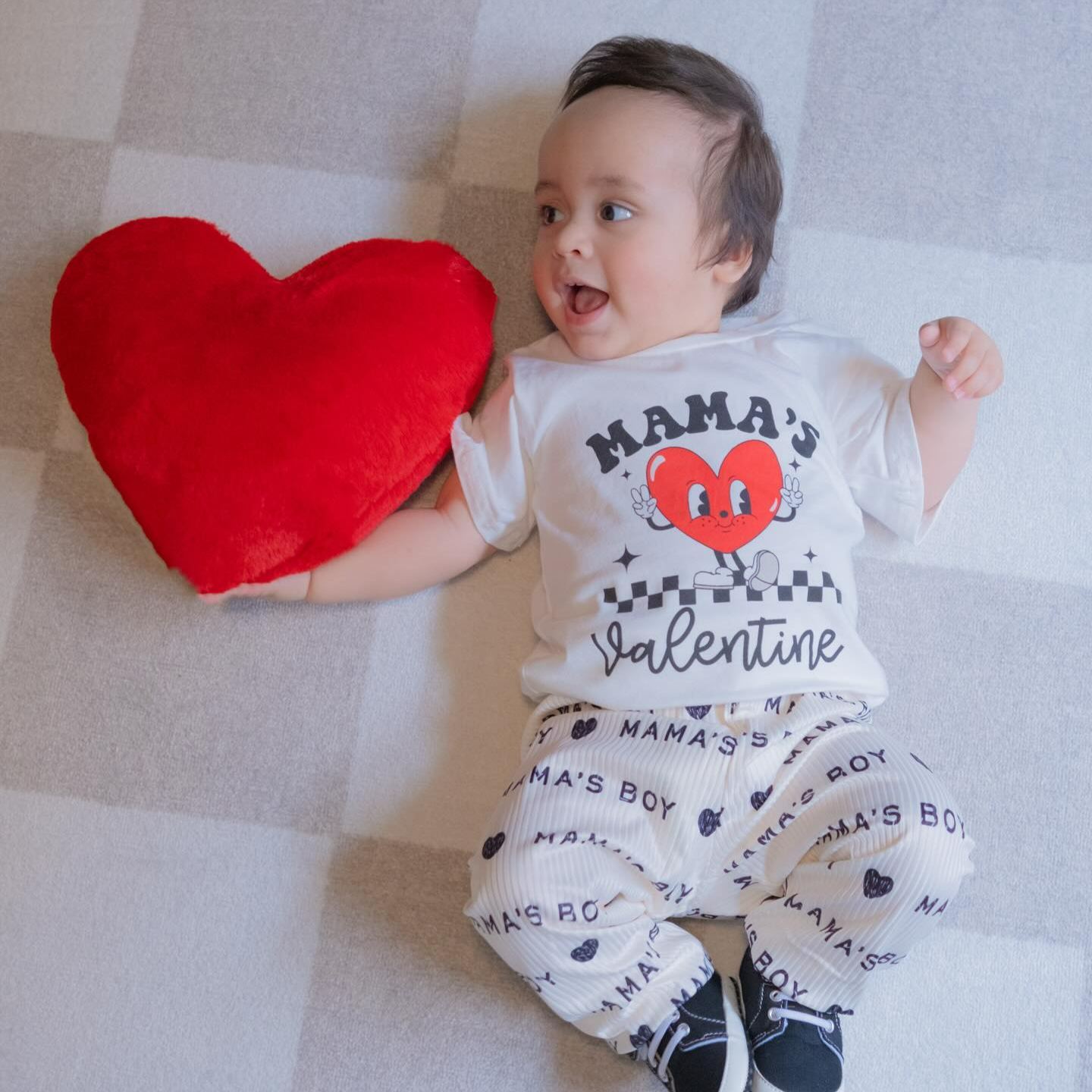 Baby Mama's Valentine Set