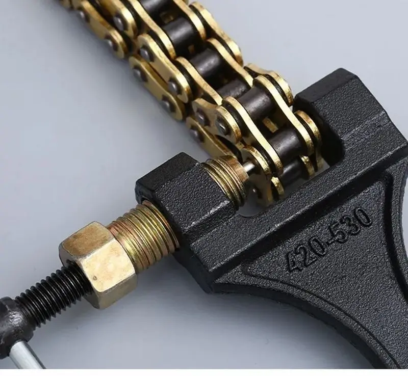 【🔥Cumpărați 1, primiți 1 gratuit】Uneltă multifuncțională pentru îndepărtarea lanțului