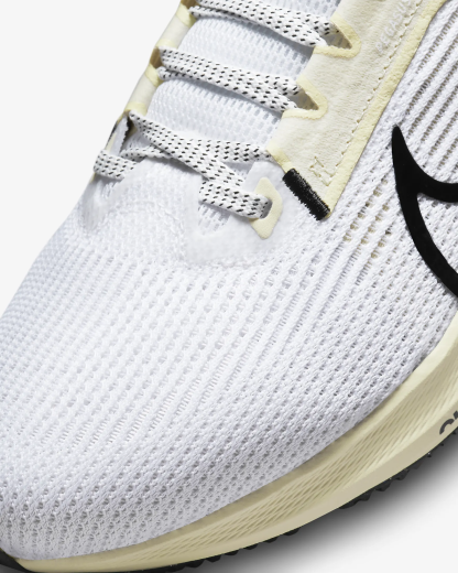 Women's Road Running Shoes